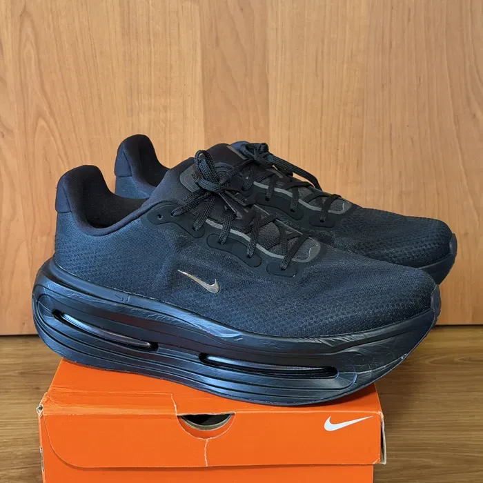 Original Nike Vomero Premium SP – Black US 12 / EU 46 / 30 cm