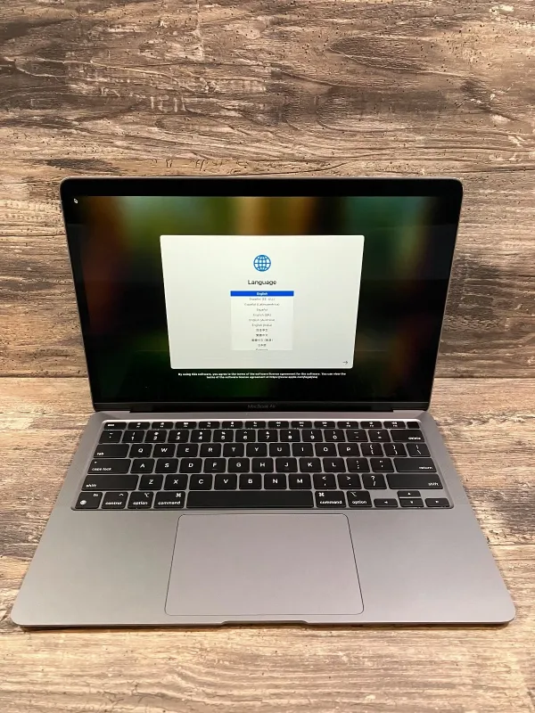 Apple MacBook Air 13” (2020) – M1 Chip | 16GB RAM | 256GB SSD | Very Good Condition