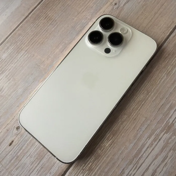 Apple iPhone 14 Pro Max - Unlocked - 128GB - Silver