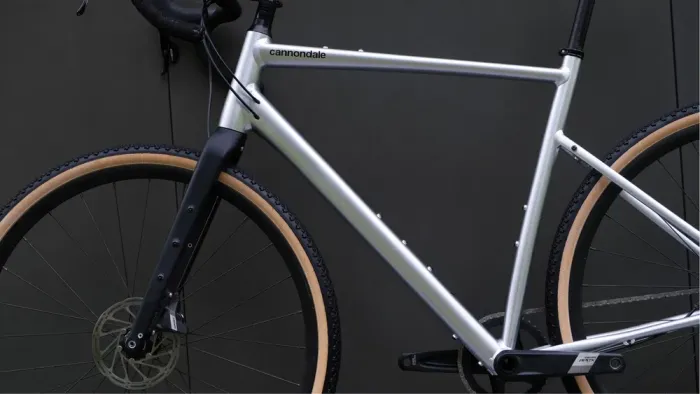 Cannondale Topstone – SRAM Apex XPLR – Gravel Bike – Size L (57)