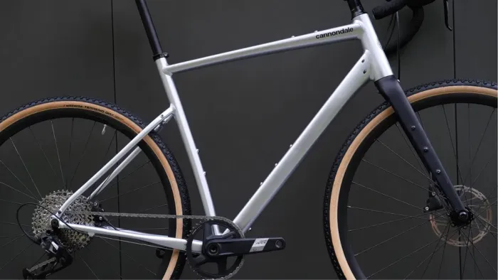 Cannondale Topstone – SRAM Apex XPLR – Gravel Bike – Size L (57)