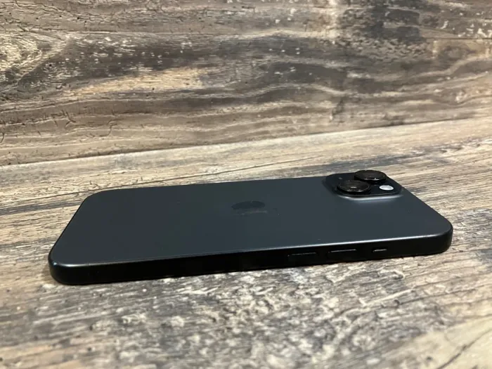 Apple iPhone 15 128GB Black A2846 UNLOCKED Excellent 100%