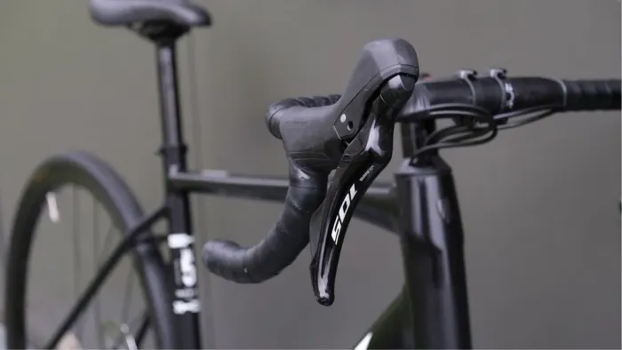 Trek Domane AL 5 (2025) – Shimano 105 – Endurance Road Bike – Size 56 (M/L)