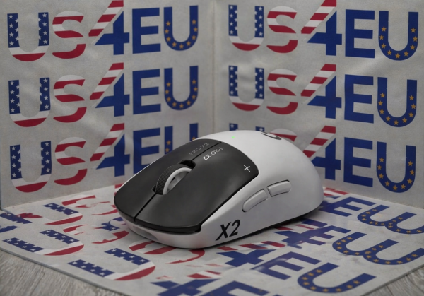 Razer - Viper V4 Pro Ultra Lightweight Optical Gaming Mouse with 180 Hour Battery Life - 8k Polling Rate - Wireless - Black