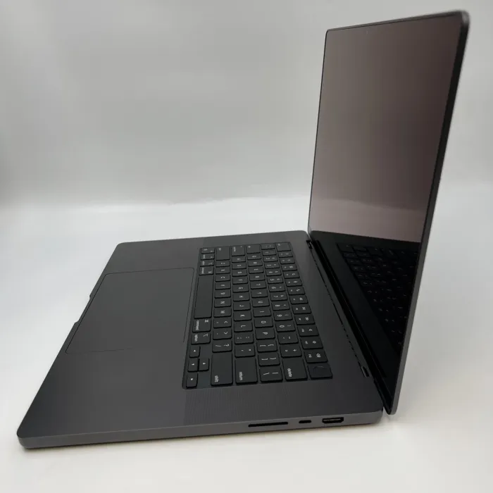 Apple MacBook Pro 2024 16in M4 Max 4.5GHz 48GB RAM 1TB SSD - Space Black - Used