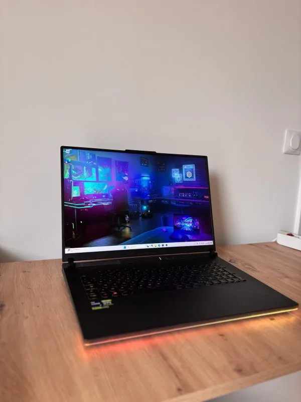 ASUS ROG Strix SCAR 18