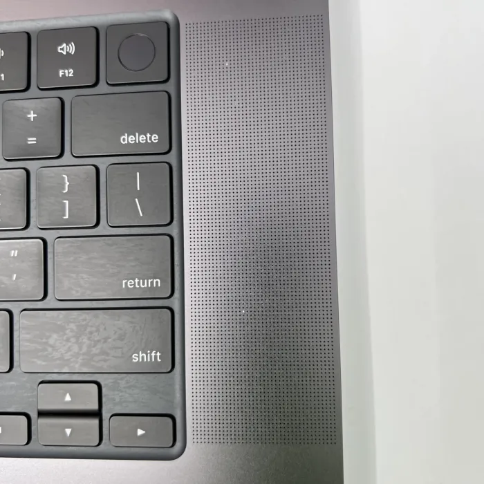 Apple MacBook Pro 2024 16in M4 Max 4.5GHz 48GB RAM 1TB SSD - Space Black - Used