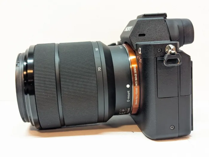 MINT - Sony A7 Mark II Camera + FE 28-70mm OSS Lens Kit - LOW 1,116 SHUTTERS