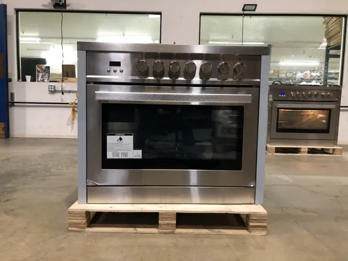 COSMO 36 in. 220/240 V Dual Fuel Range 5 Burners (OPEN BOX, COSMETIC IMPERFECTIONS)