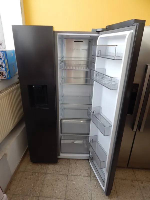 Samsung RS6GCG885DB1/EG Side by Side NoFrost IceMaker Twin Cooling+ Black