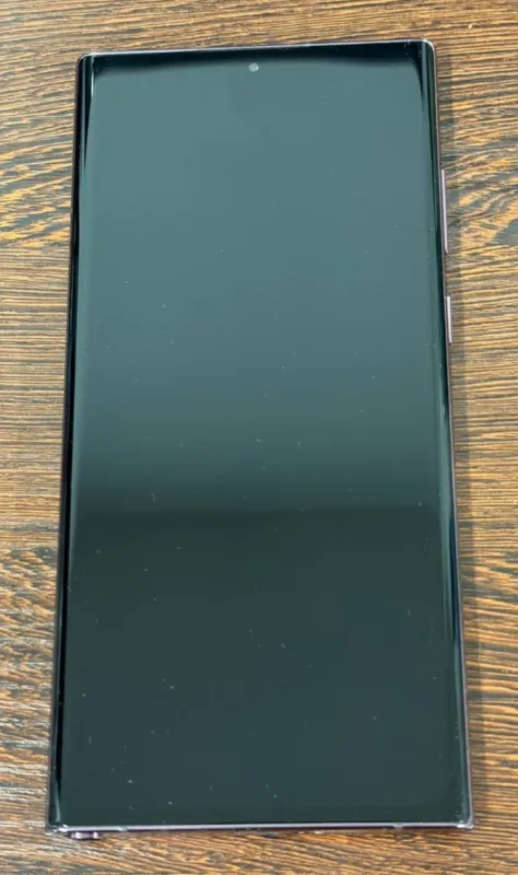 Samsung Galaxy S22 Ultra - 512GB Burgundy Black