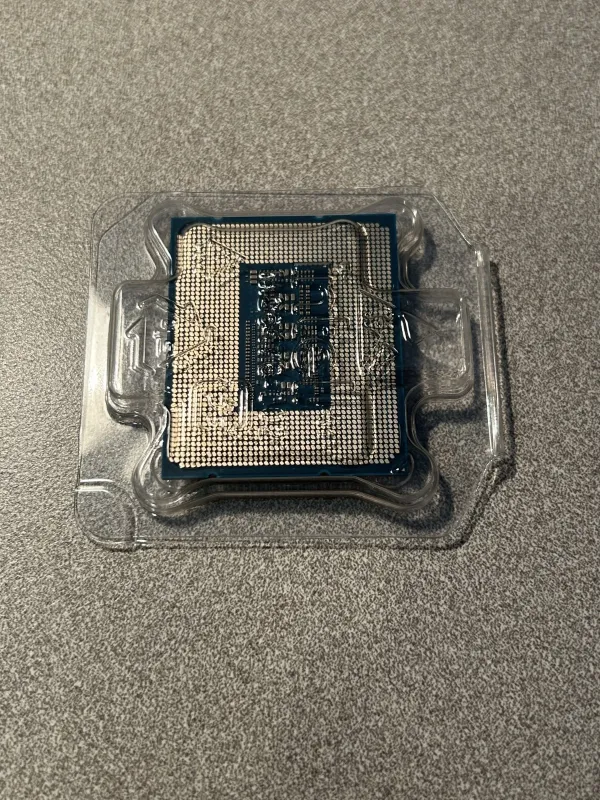 Used Intel Core i7-14700KF 3.4GHz 20-Core 28-Thread CPU (BX8071514700K)
