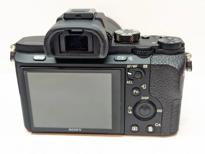 MINT - Sony A7 Mark II Camera + FE 28-70mm OSS Lens Kit - LOW 1,116 SHUTTERS