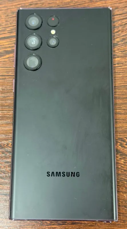 Samsung Galaxy S22 Ultra - 512GB Burgundy Black