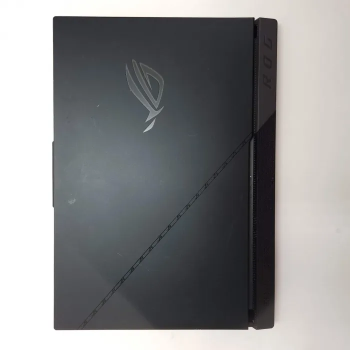 Asus ROG Strix Scar 17 G733 Ryzen 9 7945HX 32GB 1TB RTX 4080