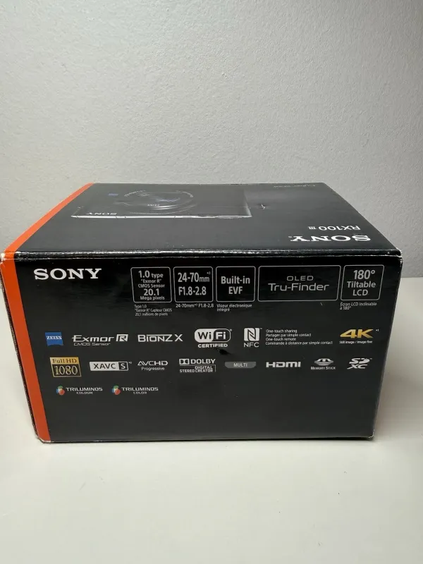 Sony DSC-RX100 III 20.1 MP Digital SLR Camera - Black (Body Only)