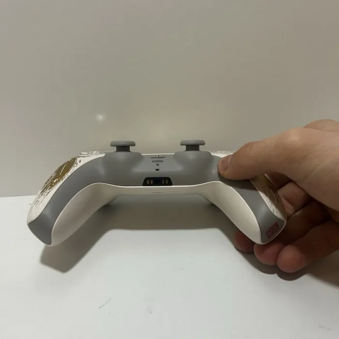 Sony PlayStation 5 Ghost Of Yotei Gold Limited Edition 1TB White Slim